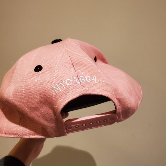 New York cap - Picture 2 of 3